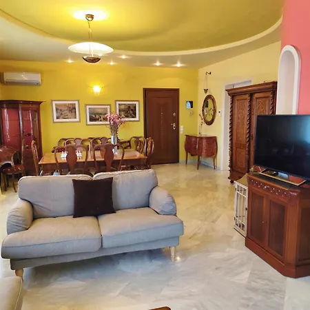 Gianna's Penthouse For 4 By Mps *